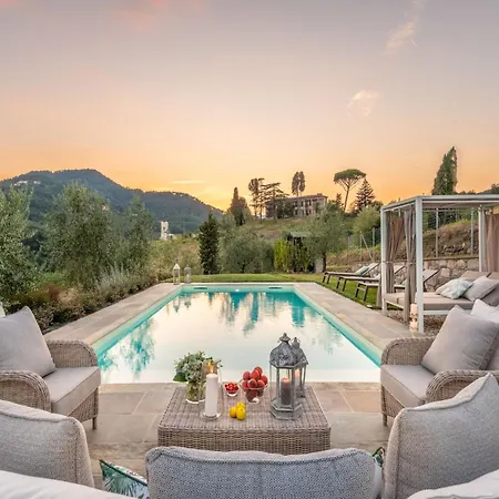 Rustic Elegance In The Heart Of Tuscany Villa Lucca