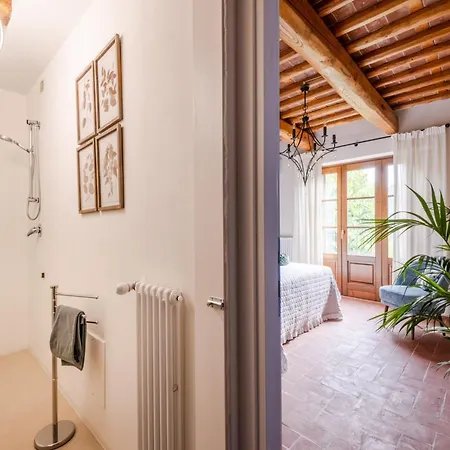 Villa Rustic Elegance In The Heart Of Tuscany