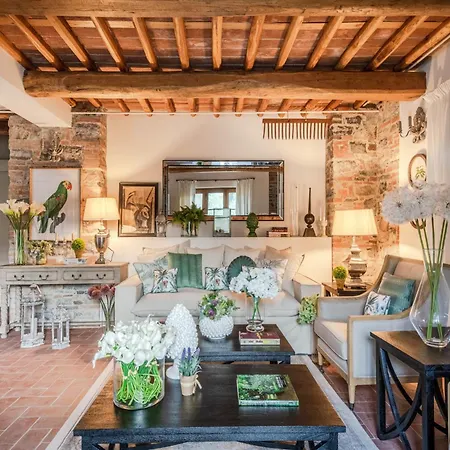 Villa Rustic Elegance In The Heart Of Tuscany Lucca