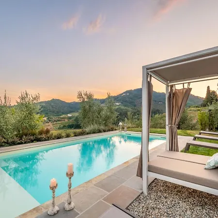 Rustic Elegance In The Heart Of Tuscany *