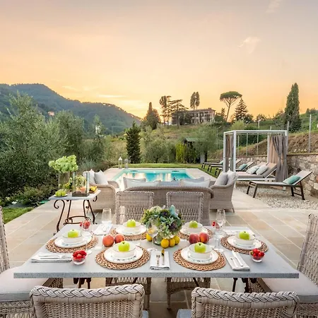 Rustic Elegance In The Heart Of Tuscany Villa Lucca