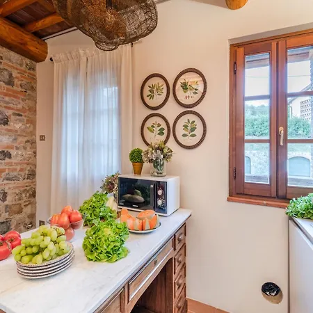 Rustic Elegance In The Heart Of Tuscany Villa Lucca