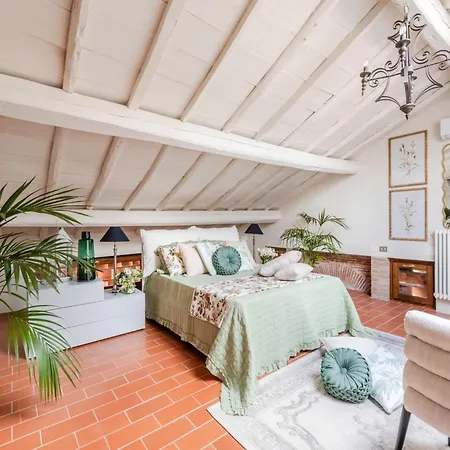 Rustic Elegance In The Heart Of Tuscany Lucca